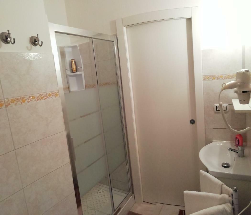 Apartment Urbino 33 Řím Exteriér fotografie