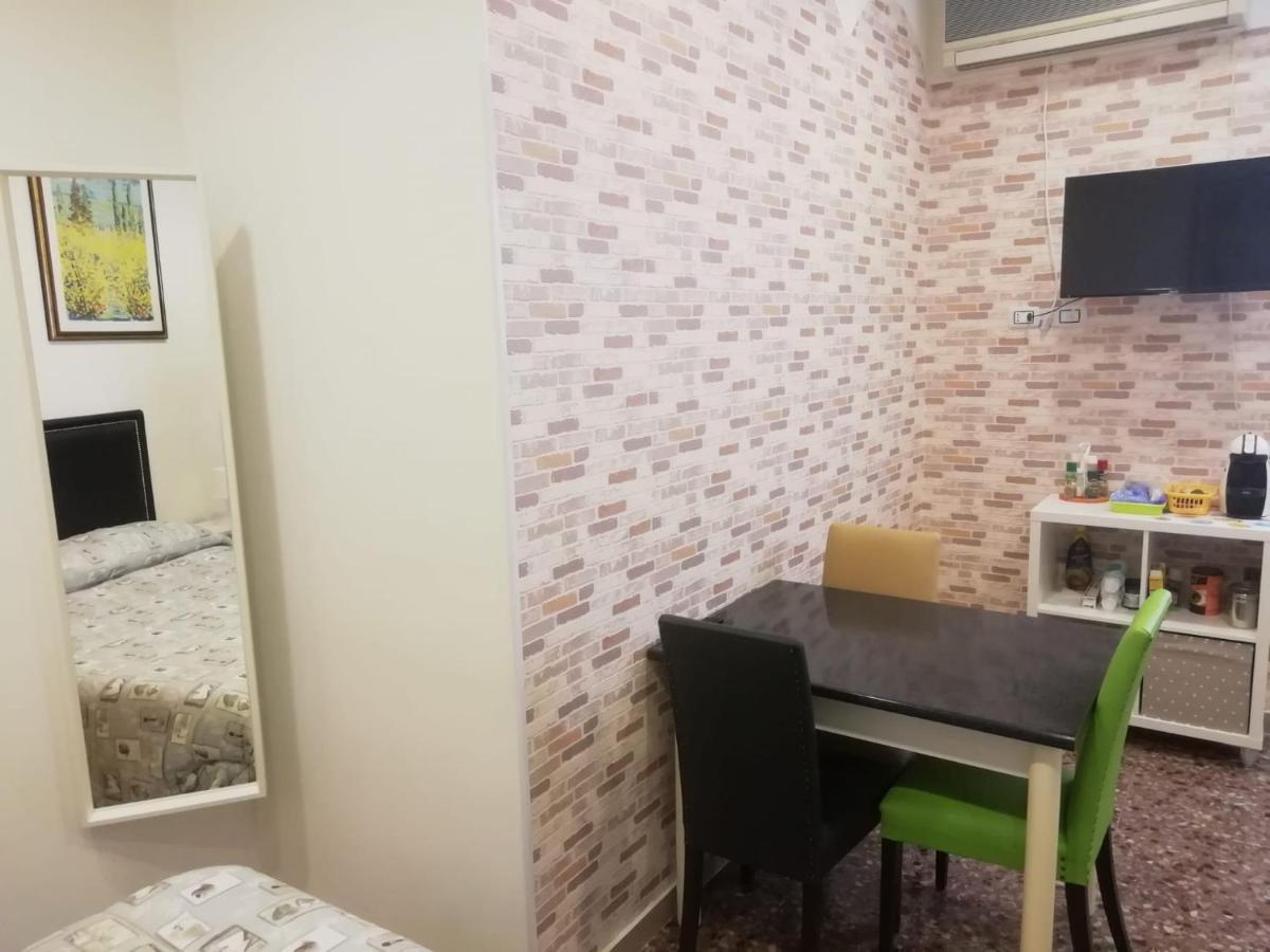 Apartment Urbino 33 Řím Exteriér fotografie