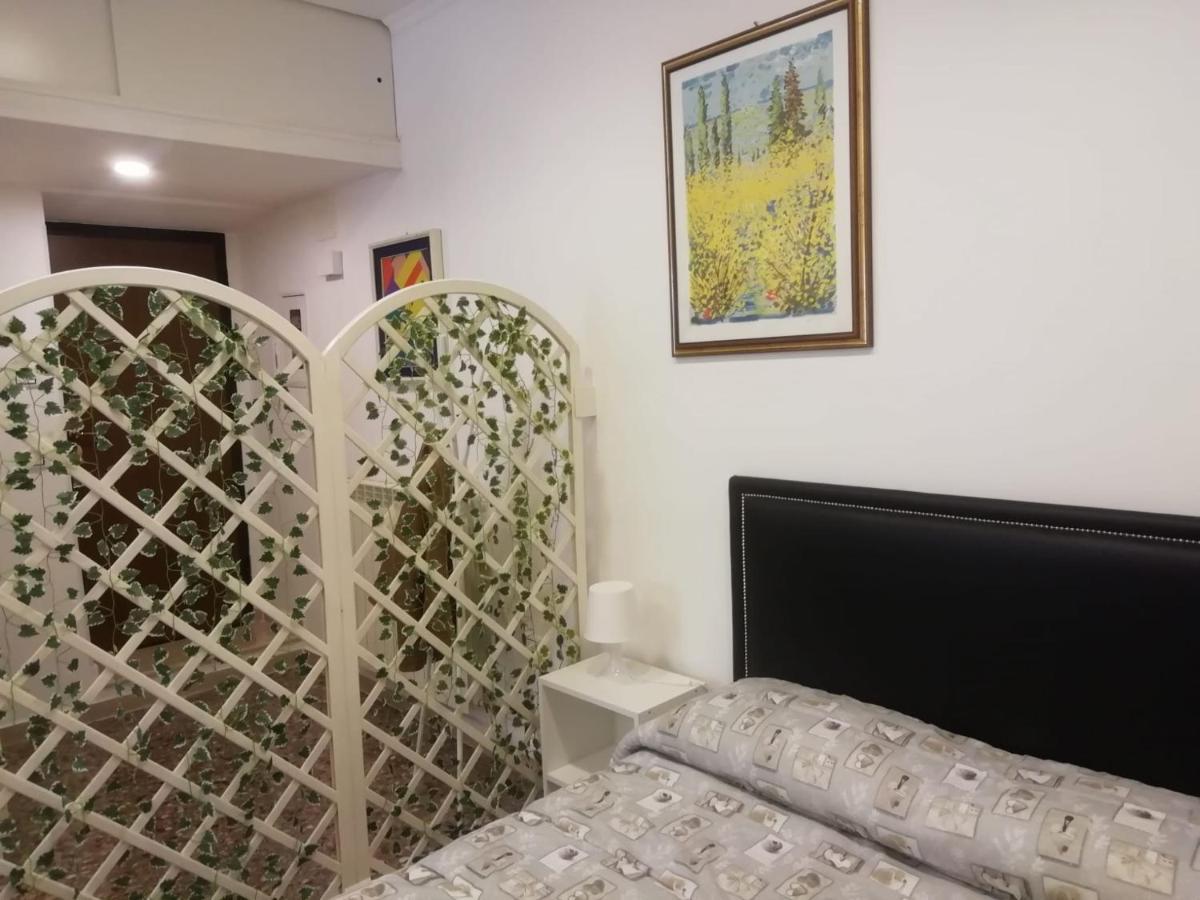 Apartment Urbino 33 Řím Exteriér fotografie