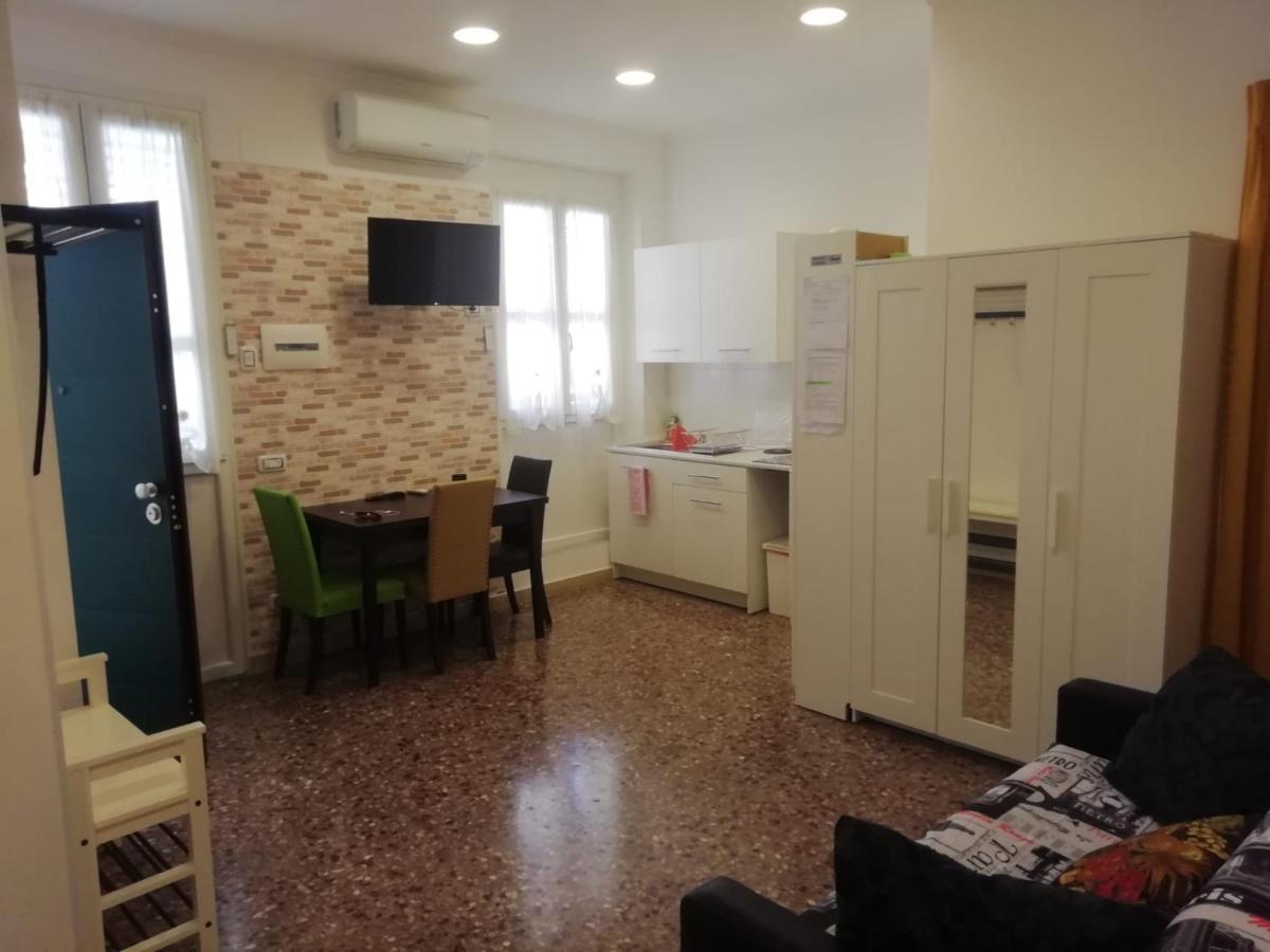 Apartment Urbino 33 Řím Exteriér fotografie