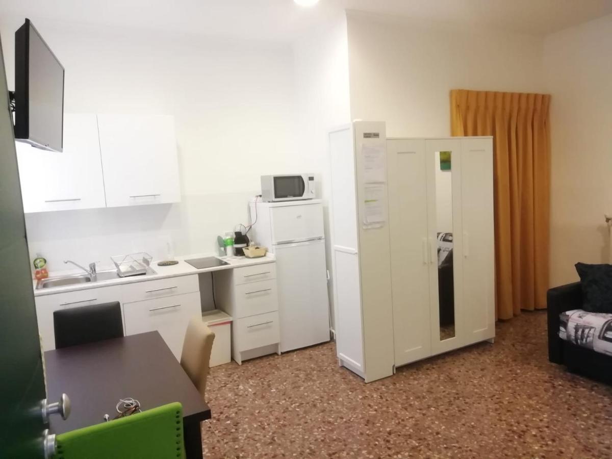 Apartment Urbino 33 Řím Exteriér fotografie